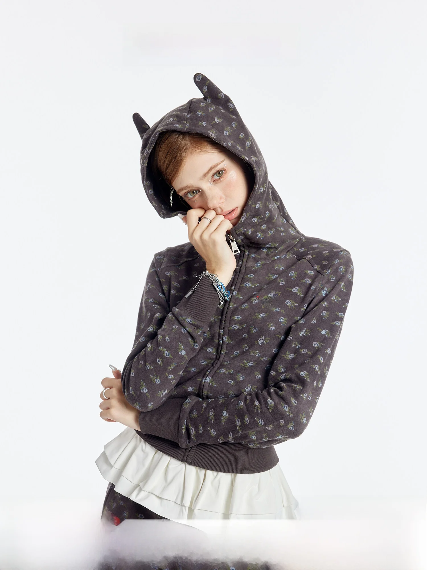 Guukahero Devil Horn Short Sleeveless Hoodie Women's Floral Print Spicy Girl American Style Casual Streetwear Cotton Blend