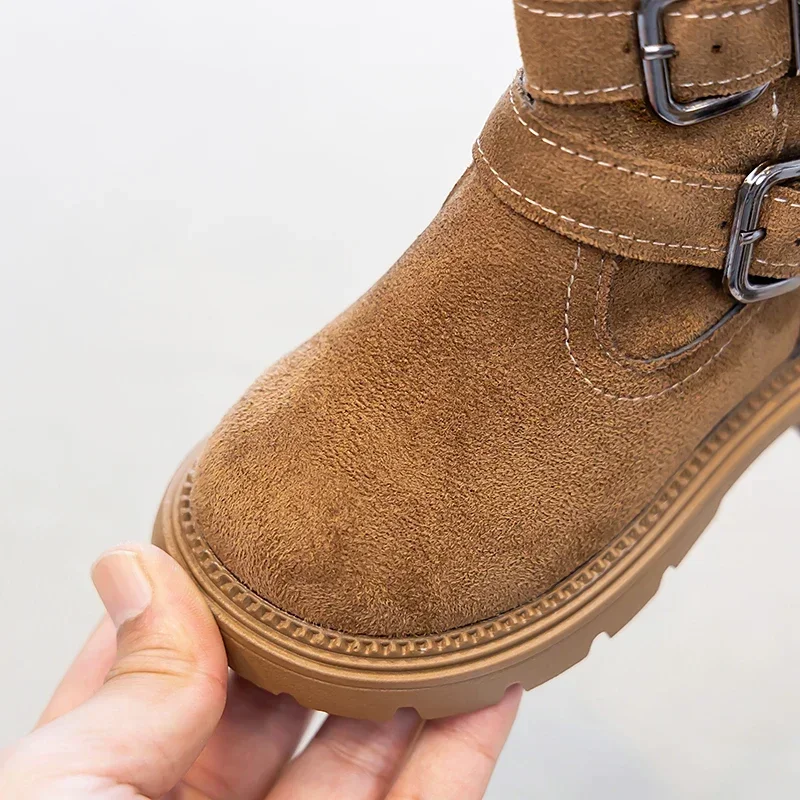 2026 Herbst Neuer Stil Mädchen Retro Western Denim Stiefeletten mit Doppelreihenknöpfen Rutschfeste Cowboy-Stiefel Outdoor-Stil Lange Stiefel – Detail 10