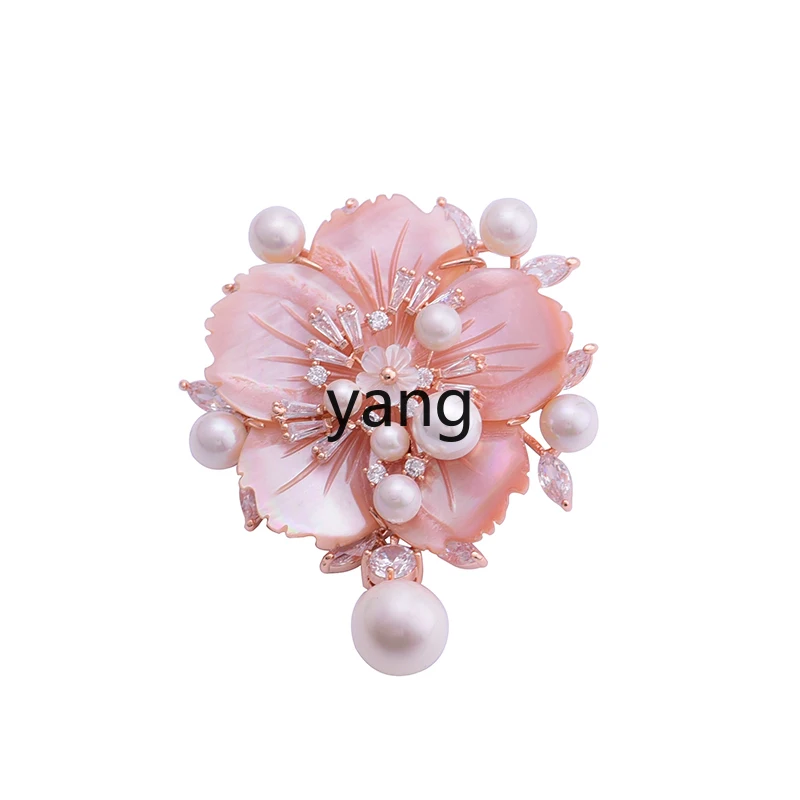 

LMM Natural White Butterfly Mother Shell Camellia High-end Brooch Luxury Flower Pearl Pin