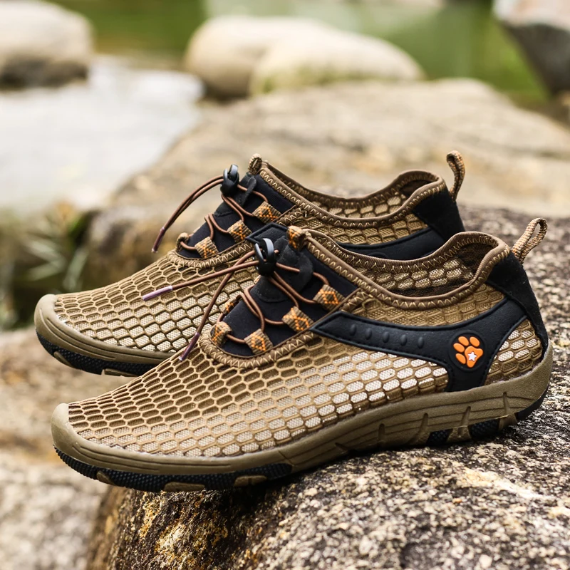 2021Aqua Shoes for Man Mesh Breathable Beach Sea Water Shoes Camping Women Non-slip Outdoor Sneakers Surfing Swimming Diving