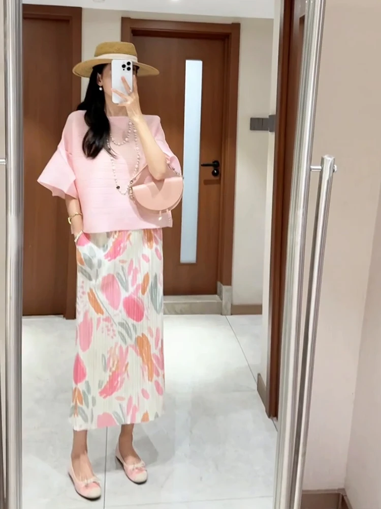 

Sweet Pink Floral Print Halter Neck Dress And Skirt Set Women's Summer Fashion Ensemble Polyester Fiber Short Sleeve