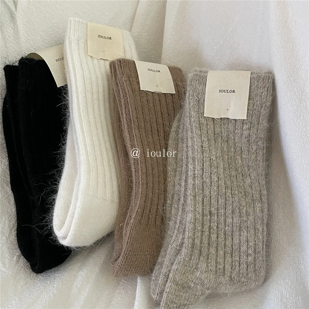 Sock Leisure Ankle Crew Fuzzy Thick Rabbit Fur Striped Winter Warmth Solid Color Pile Versatile mid-calf Socks B2W110