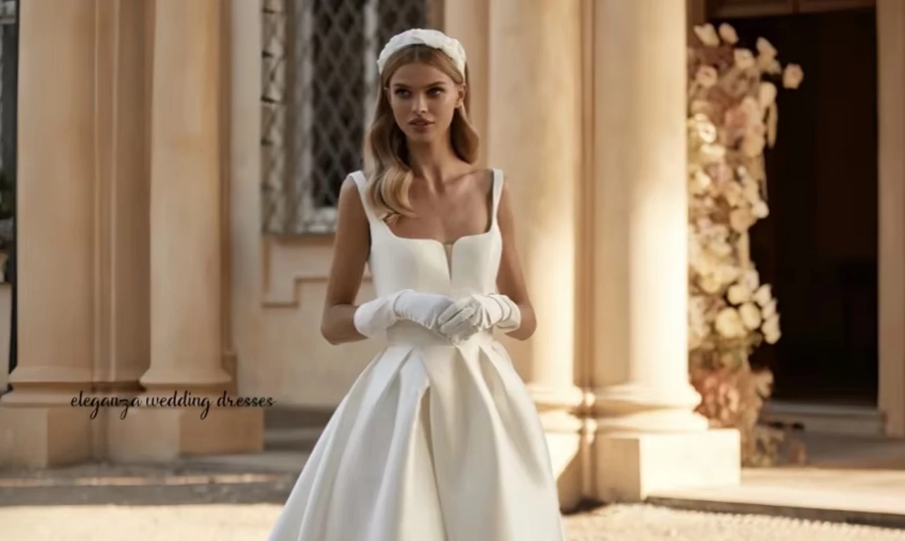 

Customized Ivory Satin A-line Wedding Dresses Square Neckline Front Slit Bridal Gowns Covered Button Vestido de novia 2025