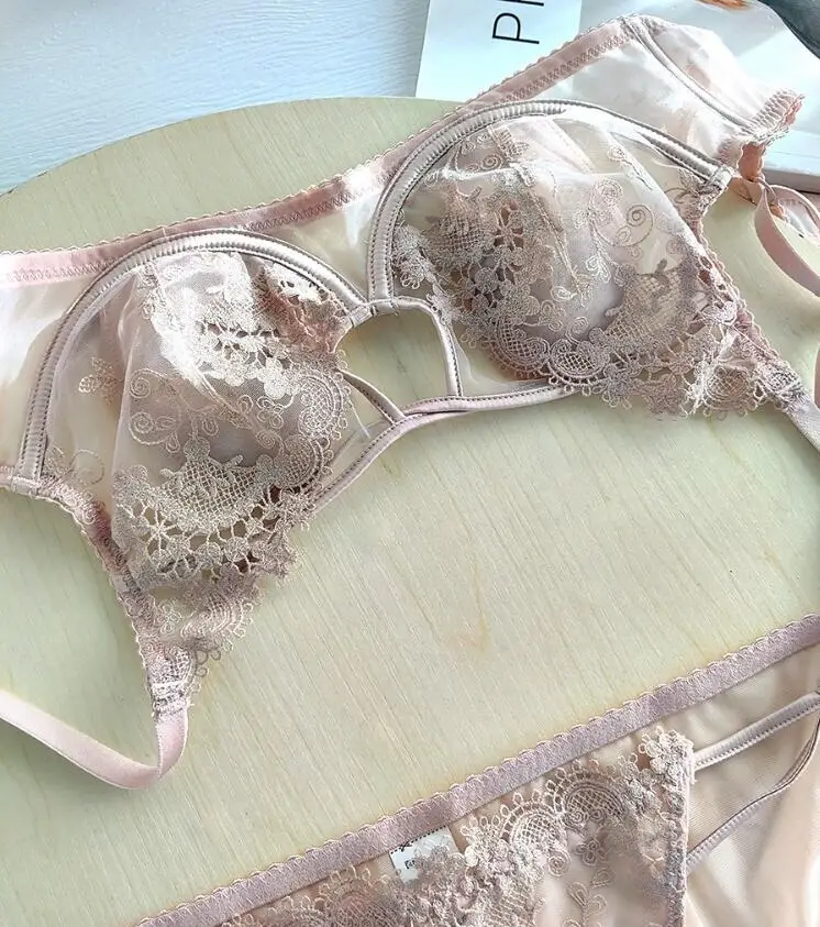 Sexy lace lingerie soft steel ring gathered large breasts show small collect side underwear set of anti-sagging bra