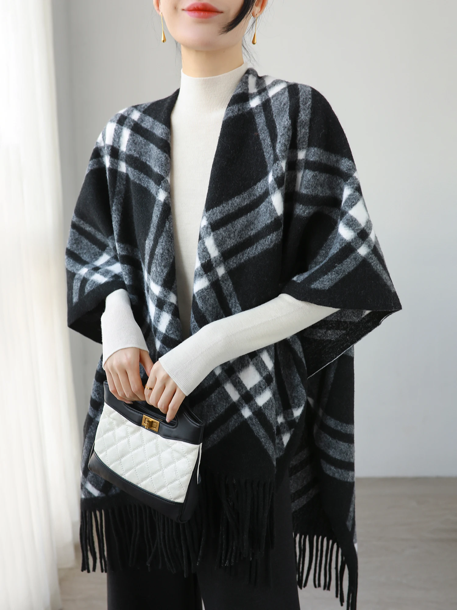 thickened-knitted-shoulder-shawl-women's-autumn-winter-fashion-plaid-tassel-design-warmth-cowl-neck-wrap-stylish-outerwear