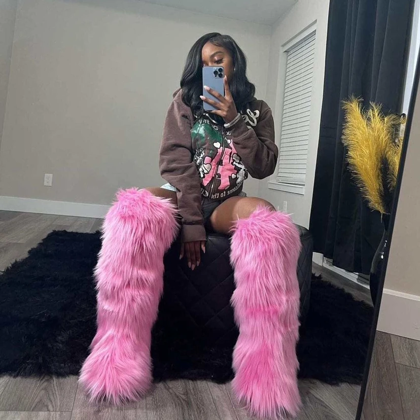 New Designer Luxury Women Fluffy Faux Fur High Tube Snow Boots Long Fur Mongolian Wool Boots Knee High Boots Ankle Snow Boots