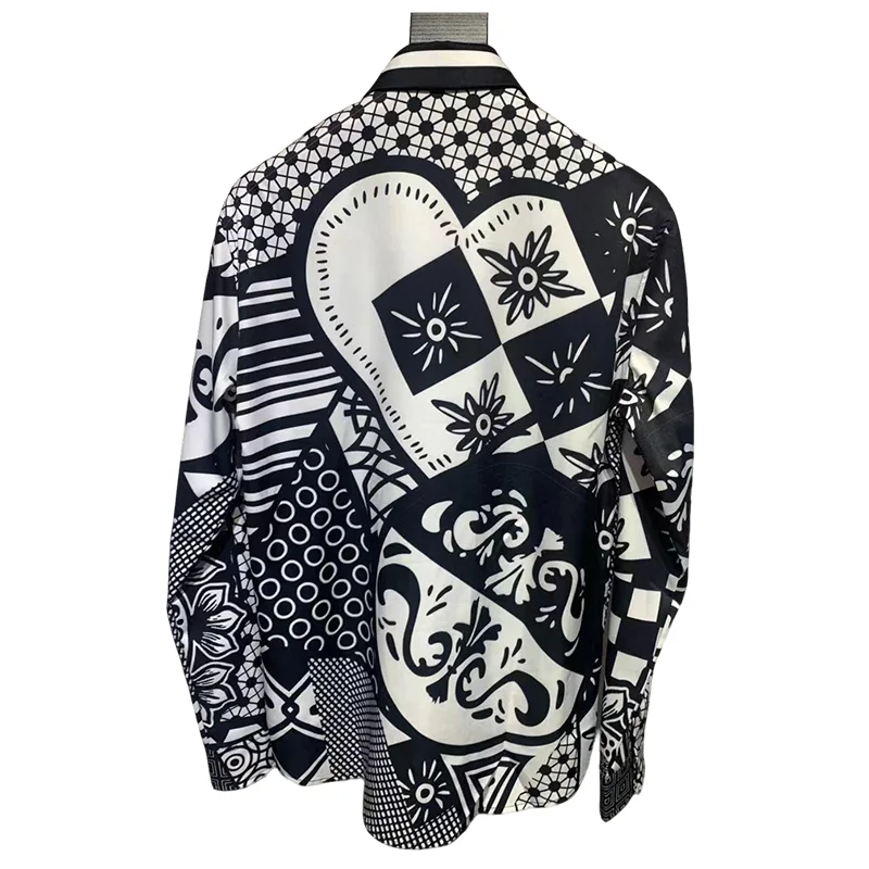 2024 Luxurious full width geometric heart printed shirt for men casual long sleeved shirt fashionable high-quality trendy