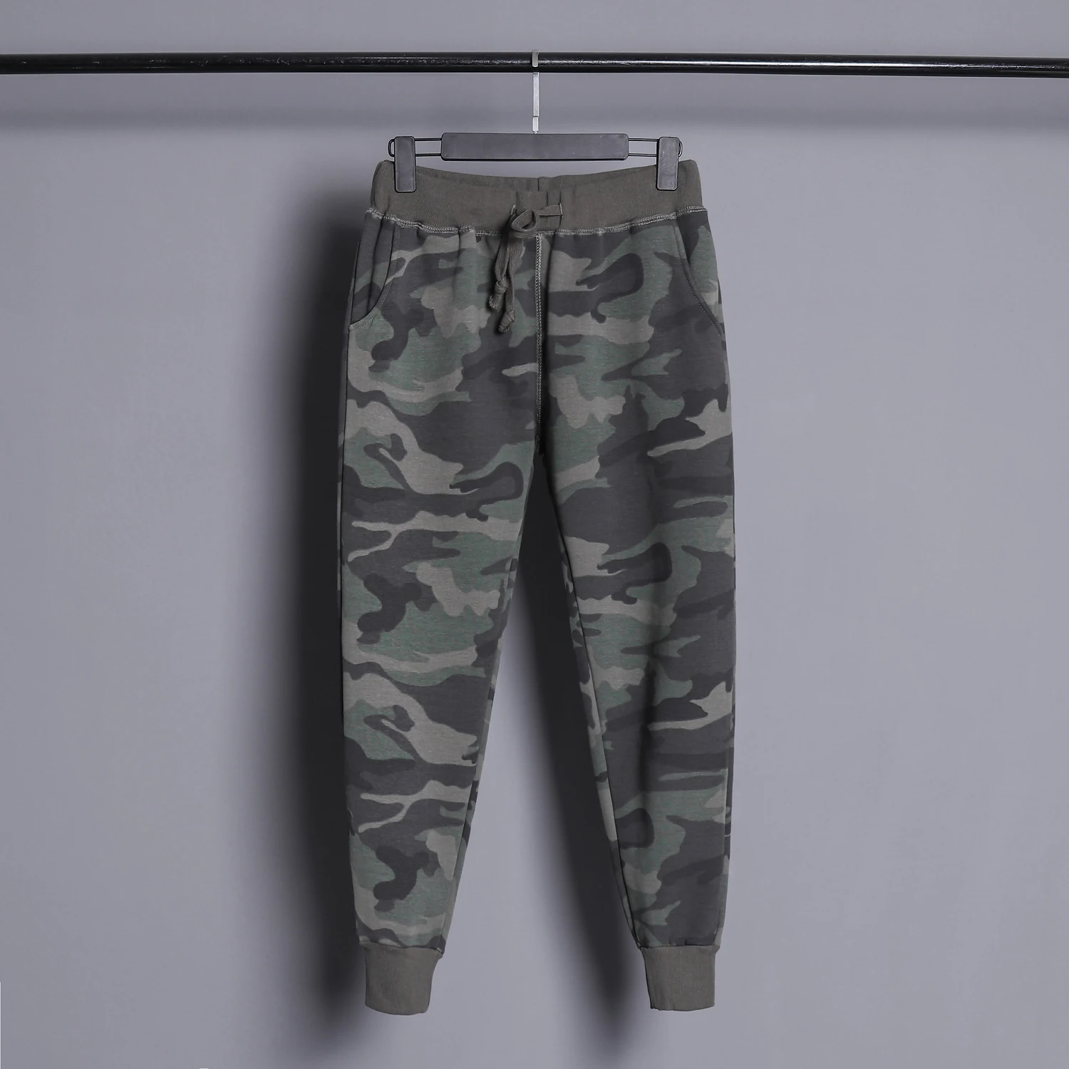 

Autumn Winter Camouflage Fleece Lined Thickened Elastic Waist Youth Casual Trousers Trendy Long Pants Military Green Anti-Wri...