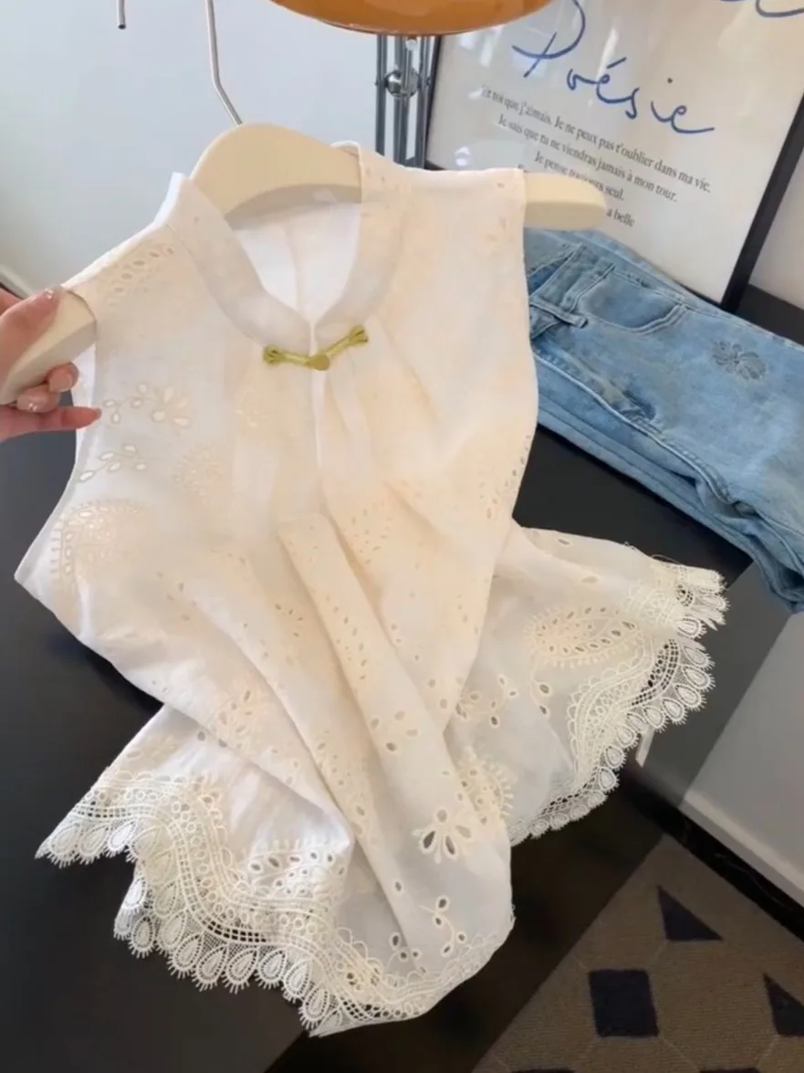 

New Chinese Style Embroidered Lace Shirt Vest Women Summer 2026 Elegant Versatile Top Breathable Cotton Polyester Blend