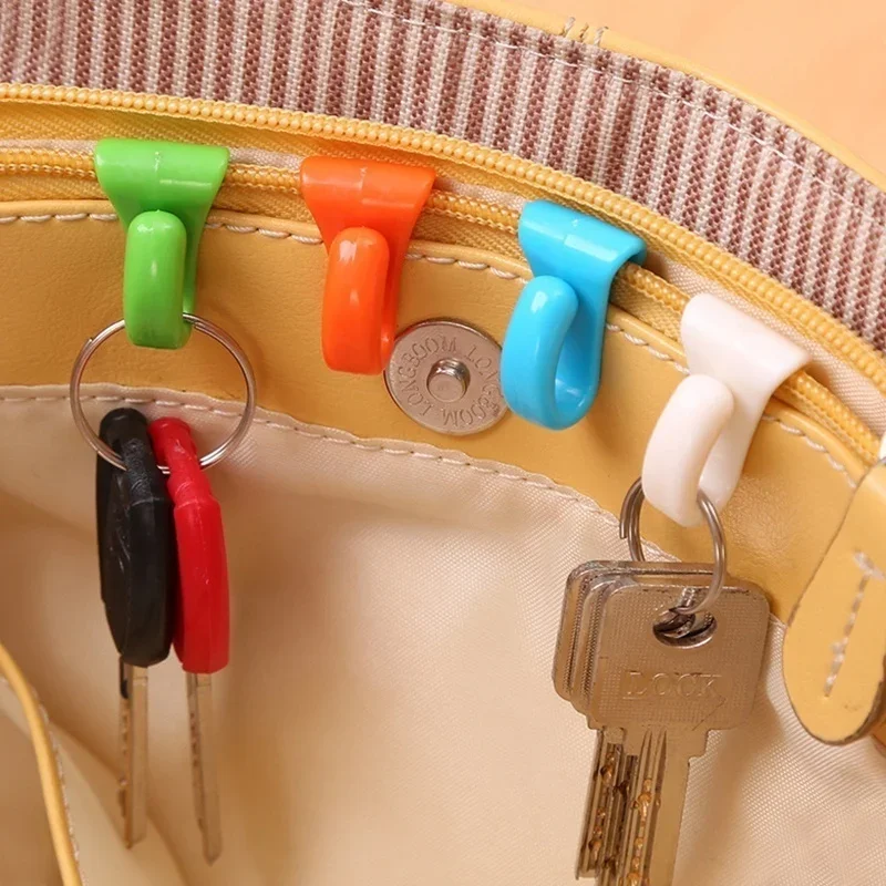 4 PCS Creative Anti Bag Hooks Loaded Inside The Built-key Holder Key Clip Easy To Carry Accessories Suitable Home Storage Hooks