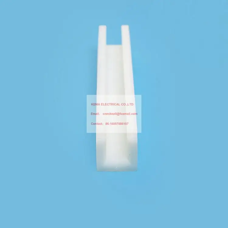 

elevator lined nylon guide shoe/ 200MM long 200*32*25MM