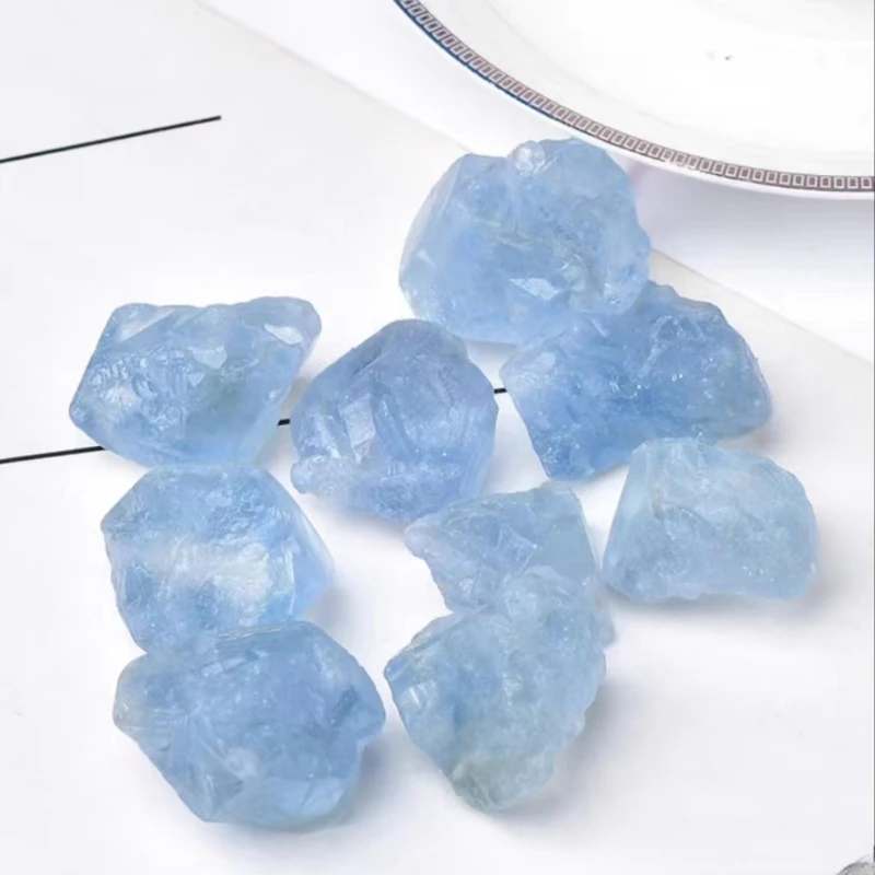 Natural Blue Stone Crystal Raw Stone,Crystal Random Aromatherapy Diffuser Stone,Flower Pot Fish Tank Home Decoration Stone Gifts