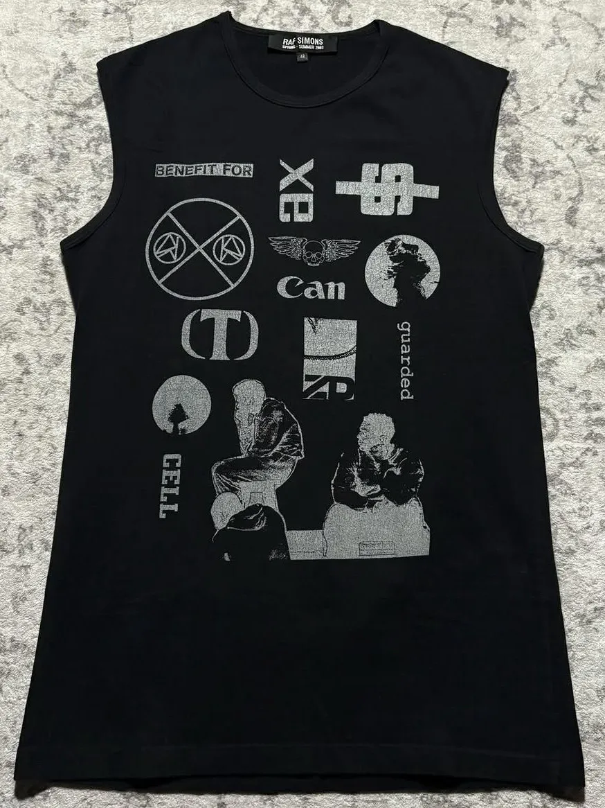Raf 03ss Consumed Cell Vest