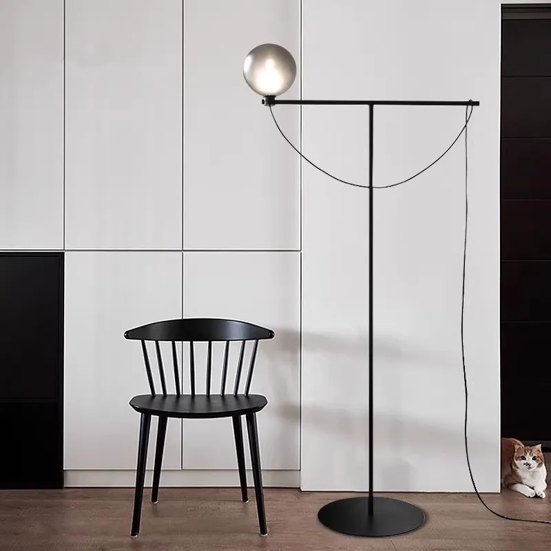 مصابيح أرضية نورديك بتصميم بسيط وحديث لغرف النوم والدراسة وغرف النماذج