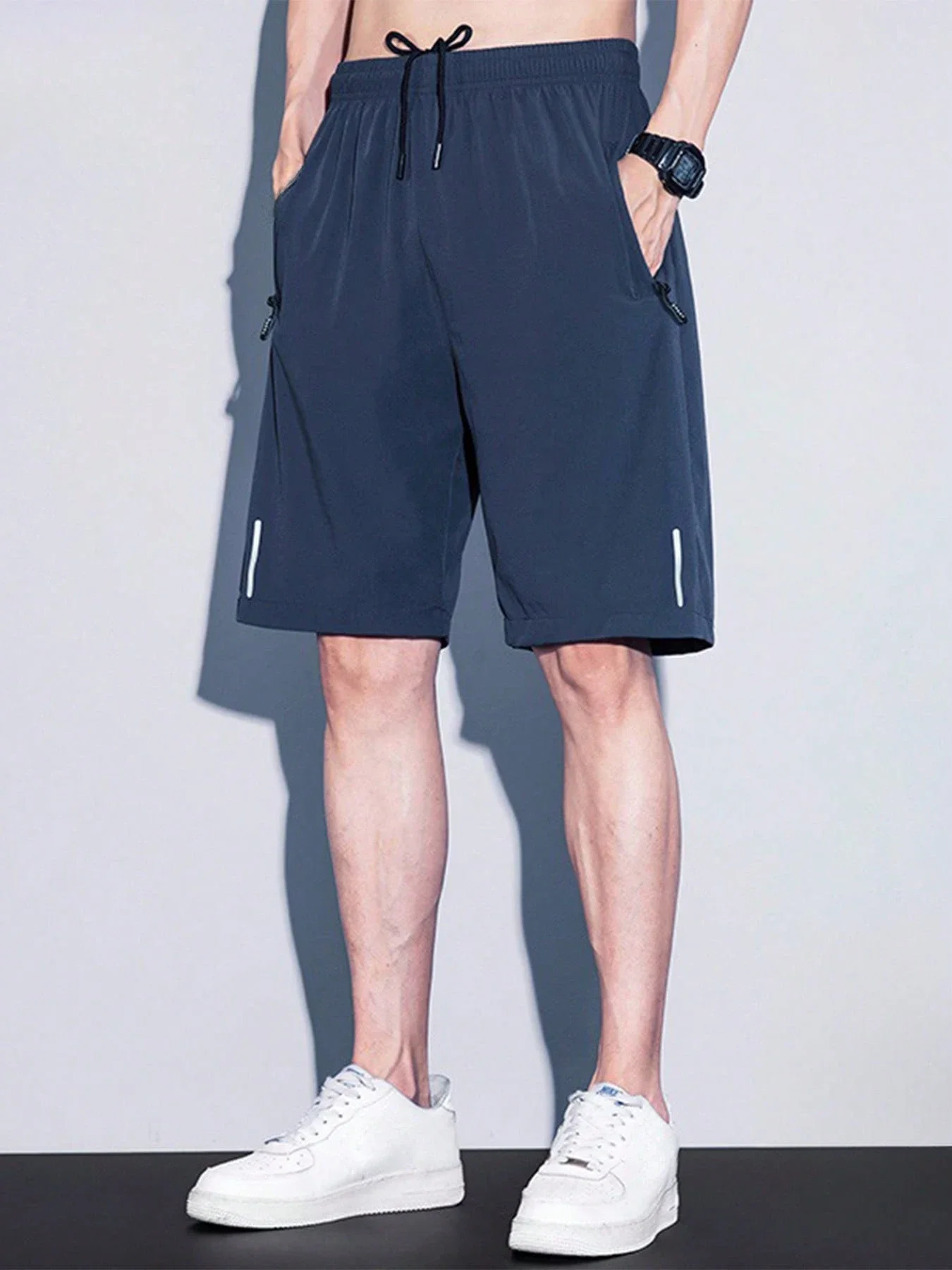 

Men's Ice Silk Quick-Dry Sports Shorts With Drawstring And Pockets For Running Basketball Training