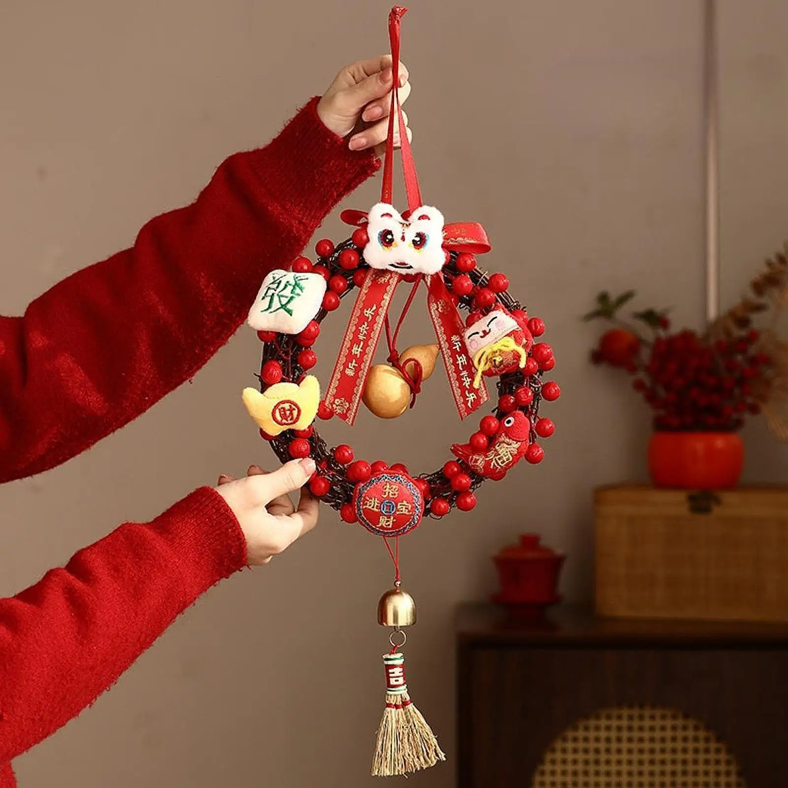 

Chinese New Year Wreath Pendant Hanging Door Porch Home Decor Festive Holiday Decoration for Office Holiday Garden Indoor Shops
