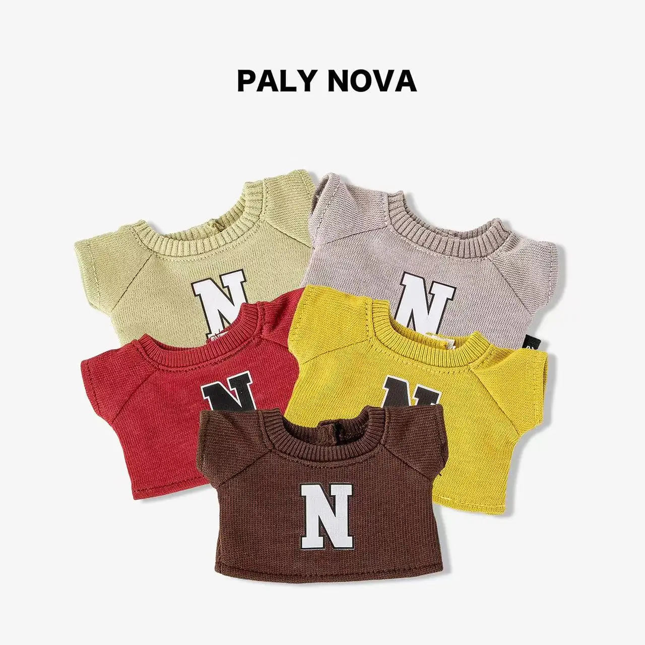 

Labubu doll clothes suitable for Labubu sitting party V1/V2/V3, Labubu accessories, original logo short-sleeved shirts.（NO DOLL）