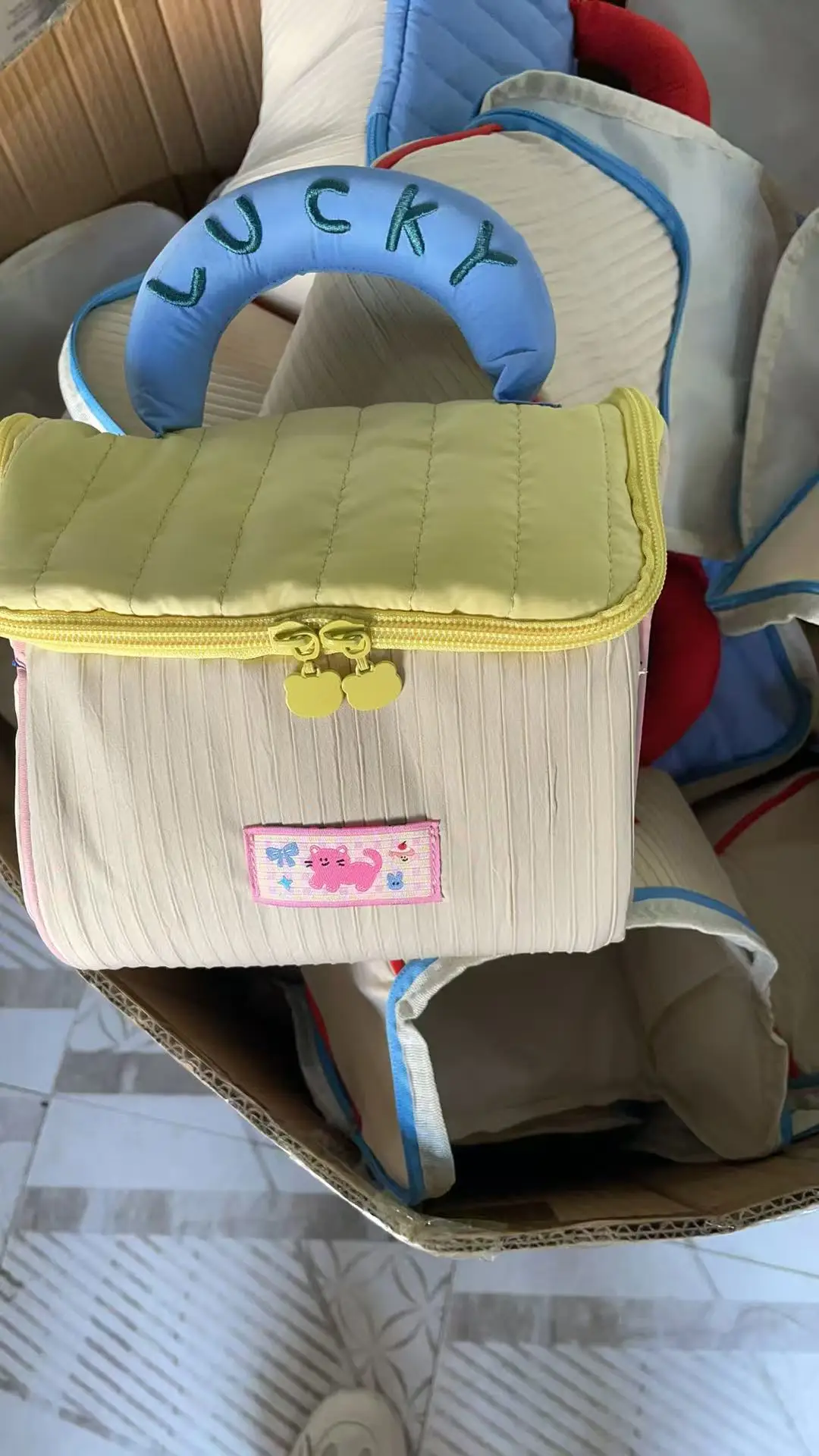Cute Cartoon Pattern Cosmetic Bag Niche Design Portable Travel Makeup Pouch Organizer Bag for Toiletry Storage Daily Outdoor Use