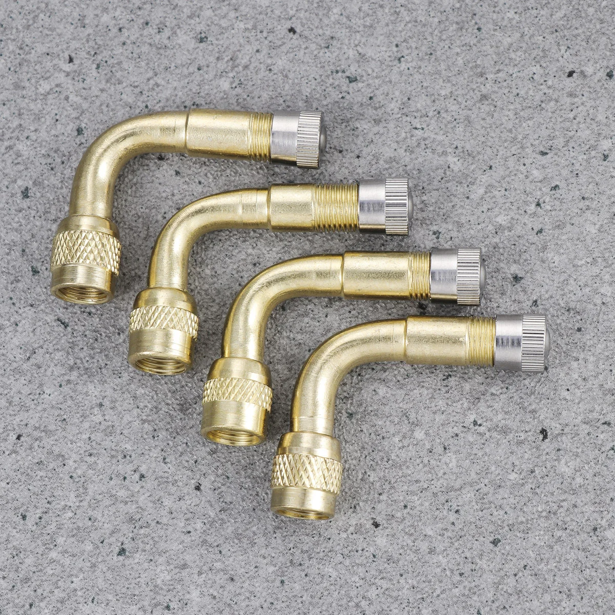 

4Pcs Universal Brass Tyre Extension Adapter 90 Degree Bend for All Vehicles Strong Durable Easy Installation Tyre Adapter