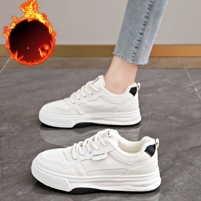 Thick Soled Sports Shoes for Women White Velvet Cotton Shoes 2025 New Elegant Design Suitable for Outdoor Activities Work Shoes