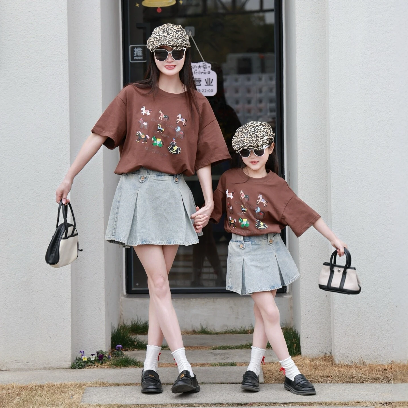 2026 New Summer Mommy and Me Matching Outfits Cute Cartoon Print Short Sleeve T-shirt Set Fashion Casual Soft Tops