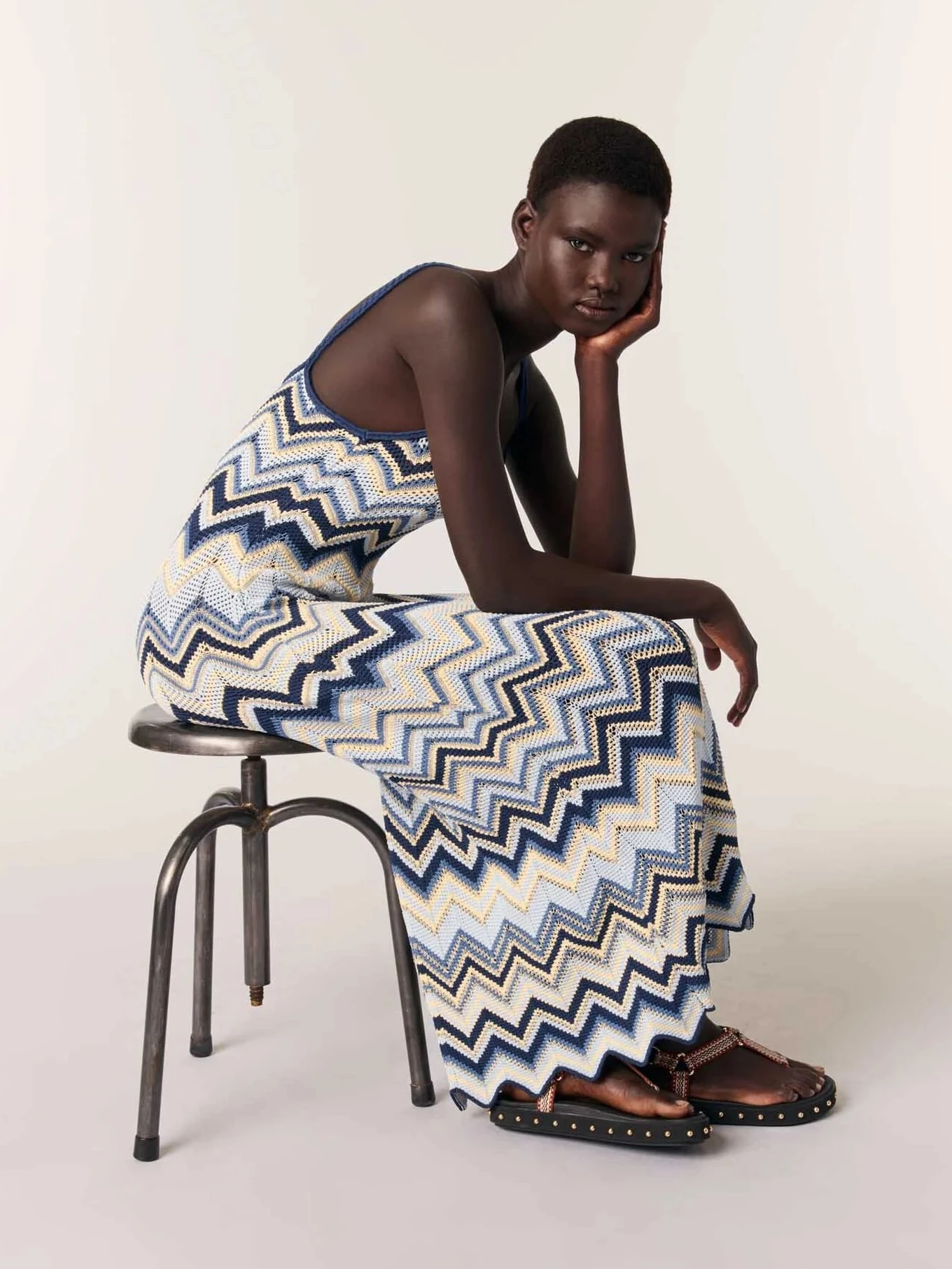 

Luxury Brand Design Paris Dress For Women Bblue Strap Zigzag Wave Sleeveless Dress Knitted Skirt Ladies Fashion Robe Clothing