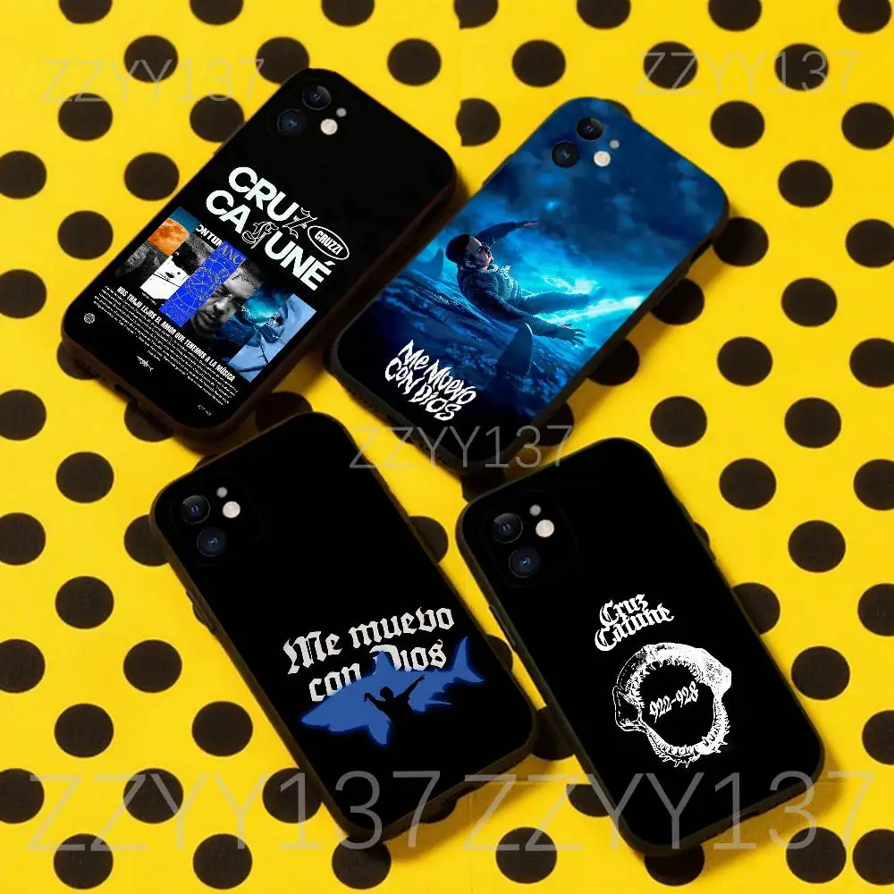 

Cruz Cafune Me Muevo Con Dios Phone Case For iPhone 17,16,15,14,13,12,11,Pro,Max,Plus,Air,X,XS,XR,SE,8,7,Mini,Soft Black Funda