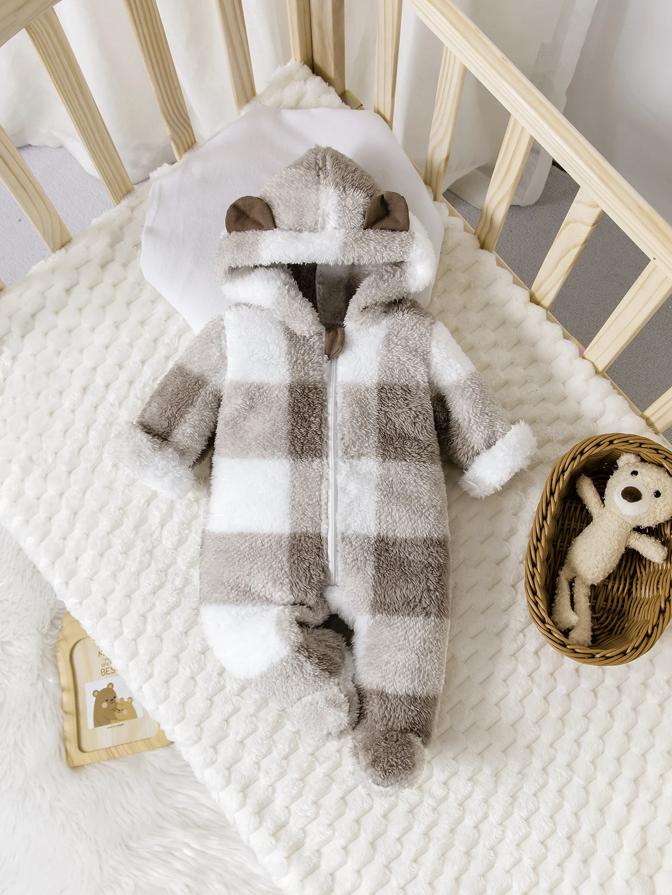 Baby Autumn and Winter Plush Jumpsuit, Gray and White Plaid Hooded Zipper Romper with Ear Flaps and Foot Covers