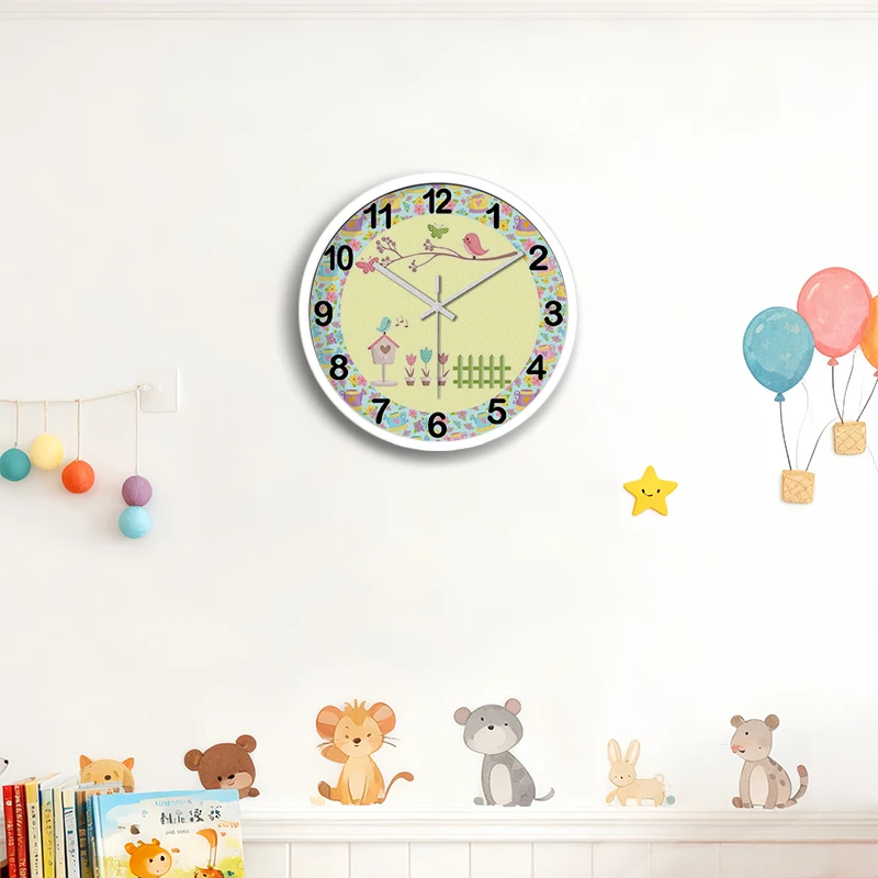 ساعة حائط معلقة مستديرة صامتة على شكل طائر الغناء، مناسبة لغرفة المعيشة والمدرسة وغرفة الدراسة وغرفة النوم وهدايا الأطفال