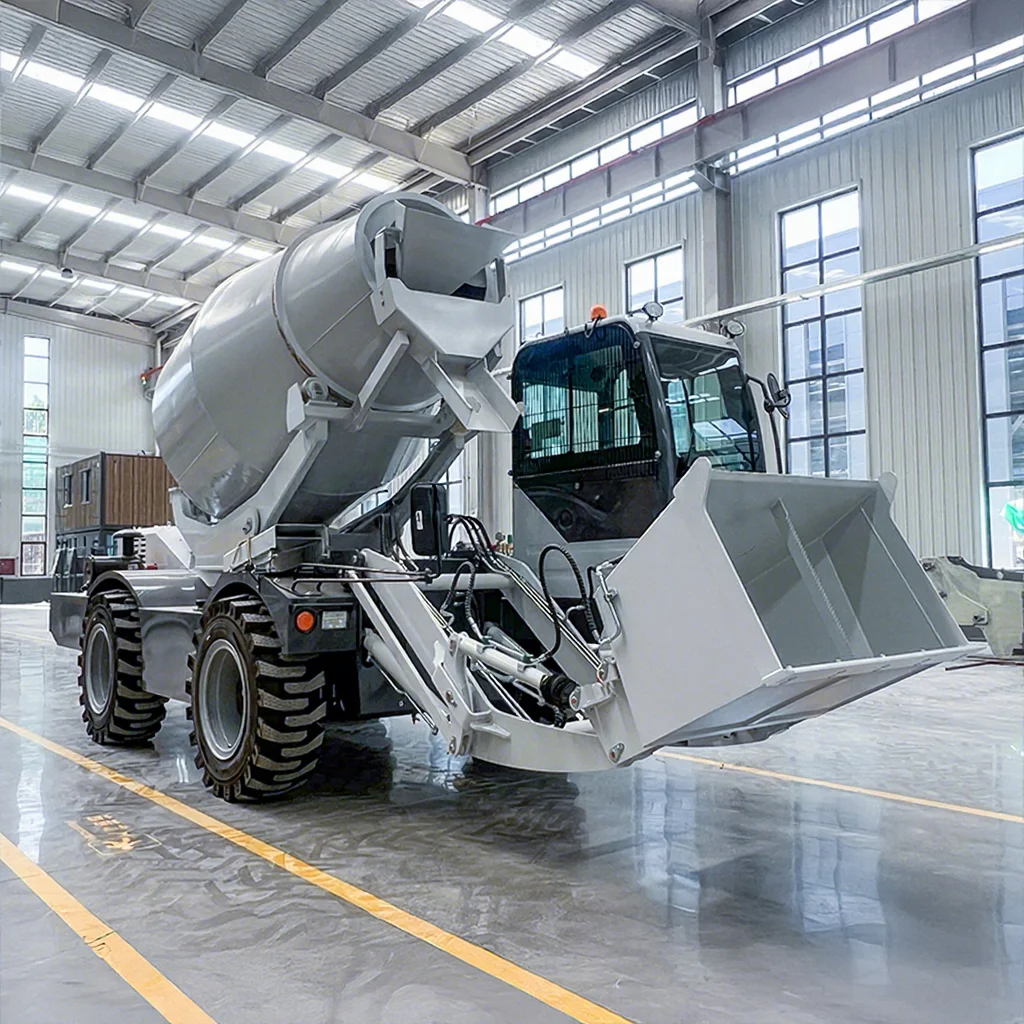 5.5 Cbm Integrated Self Loading Concrete Mixer Truck Cement Mixer Truck With AC Cabin
