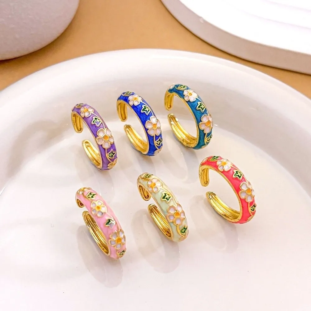 New Classic Colorful Enamel Flower Rings Engraved Bohemian-Style Vintage Geometric Rings Alloy Gold Gold Plated Ring Engagement