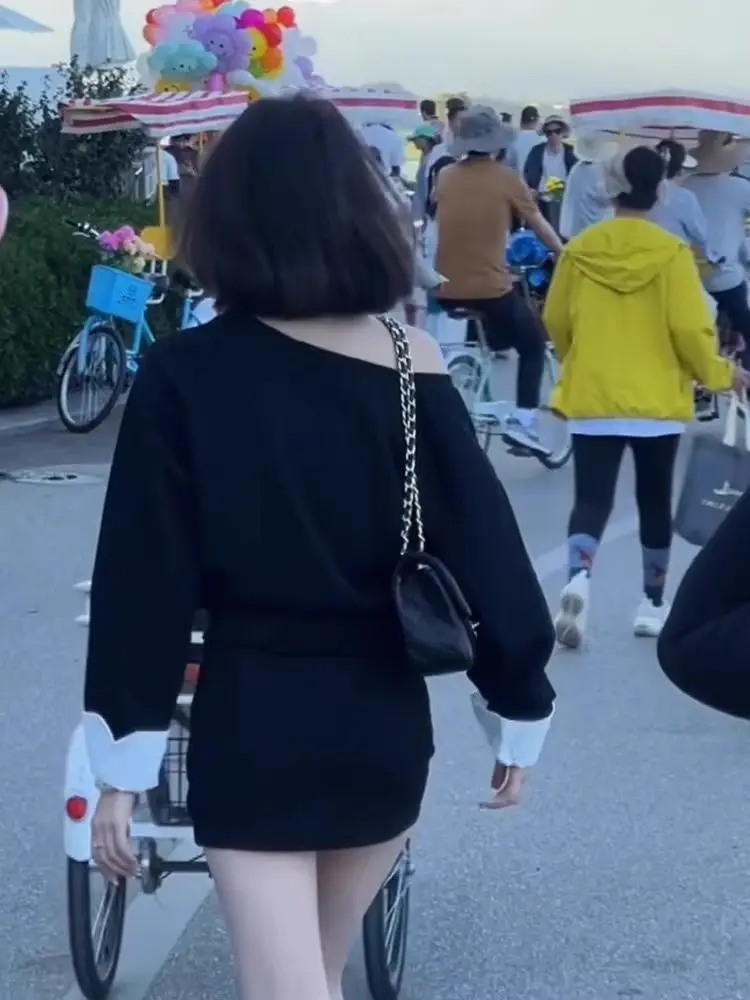 

Sweatshirts Woman Shoujo Girl Aesthetic Wear-Resistant Leisurely Playful Street-Style Neutral-Style Details Beige Trends Y2K