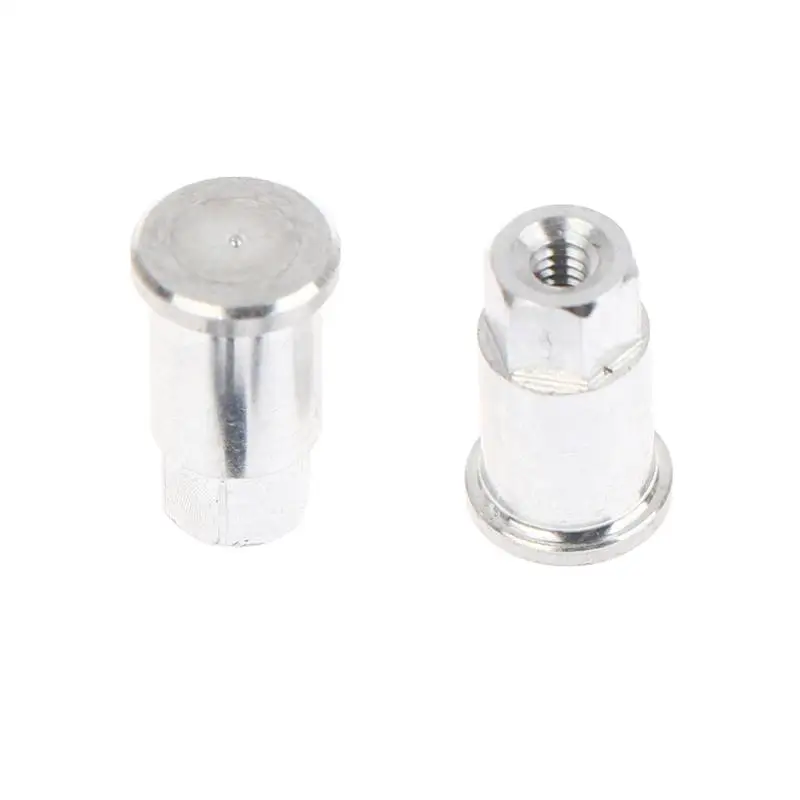 2PCS AE86 Ruota anteriore in metallo Adattatore mozzo esagonale 1/18 RC Auto Parti di aggiornamento Accessori per modello di auto telecomandate