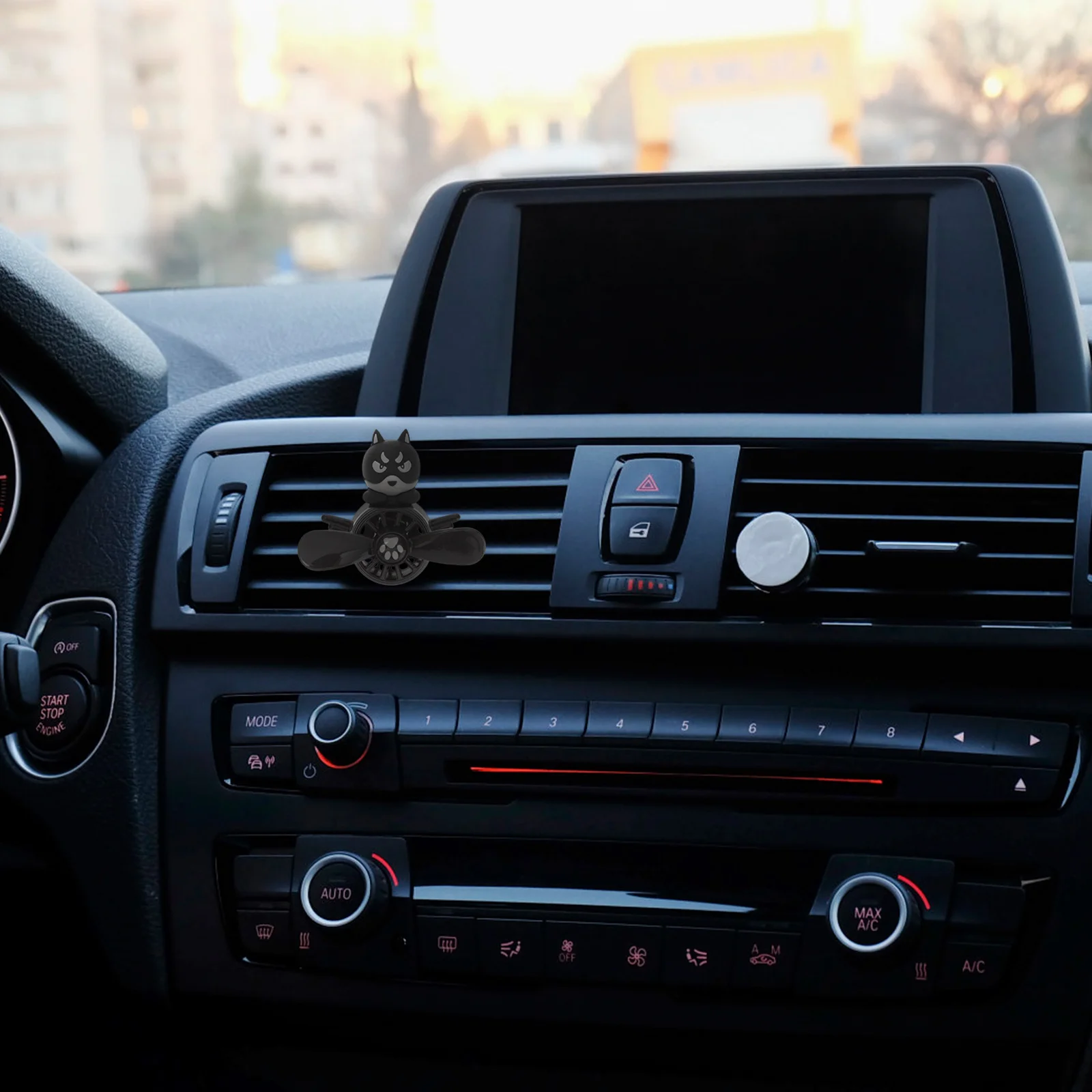 

Cartoon Shape Car Air Freshener Ornament Small Fan Aromatherapy Diffuser Interior Decoration Small Car Fan