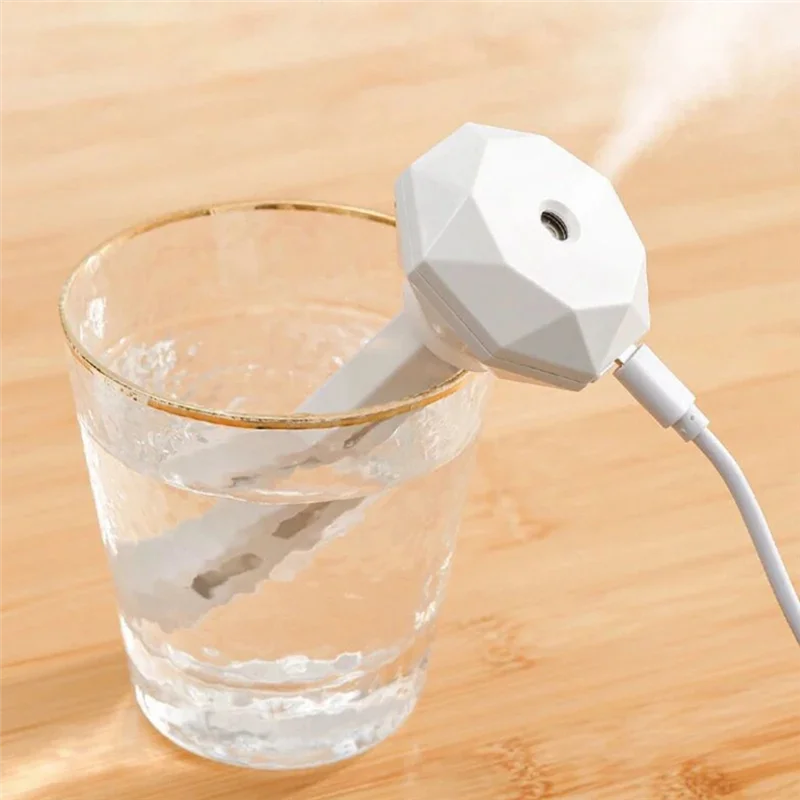 AC39-Aroma Mist Maker  Ultrasound Mini USB Humidifiers Air Diffuser Car Home Purifier With Romantic LED Lamp