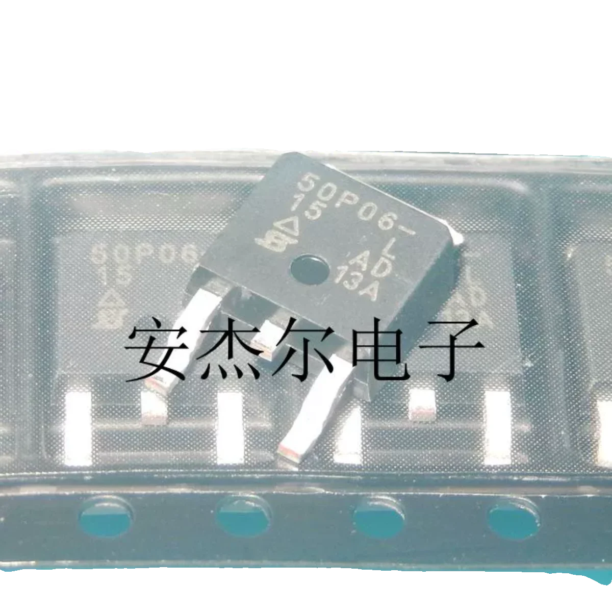 30PCS/importé tout neuf canal SUD50P06-15L P 50P06 50A 60V TecTO-252