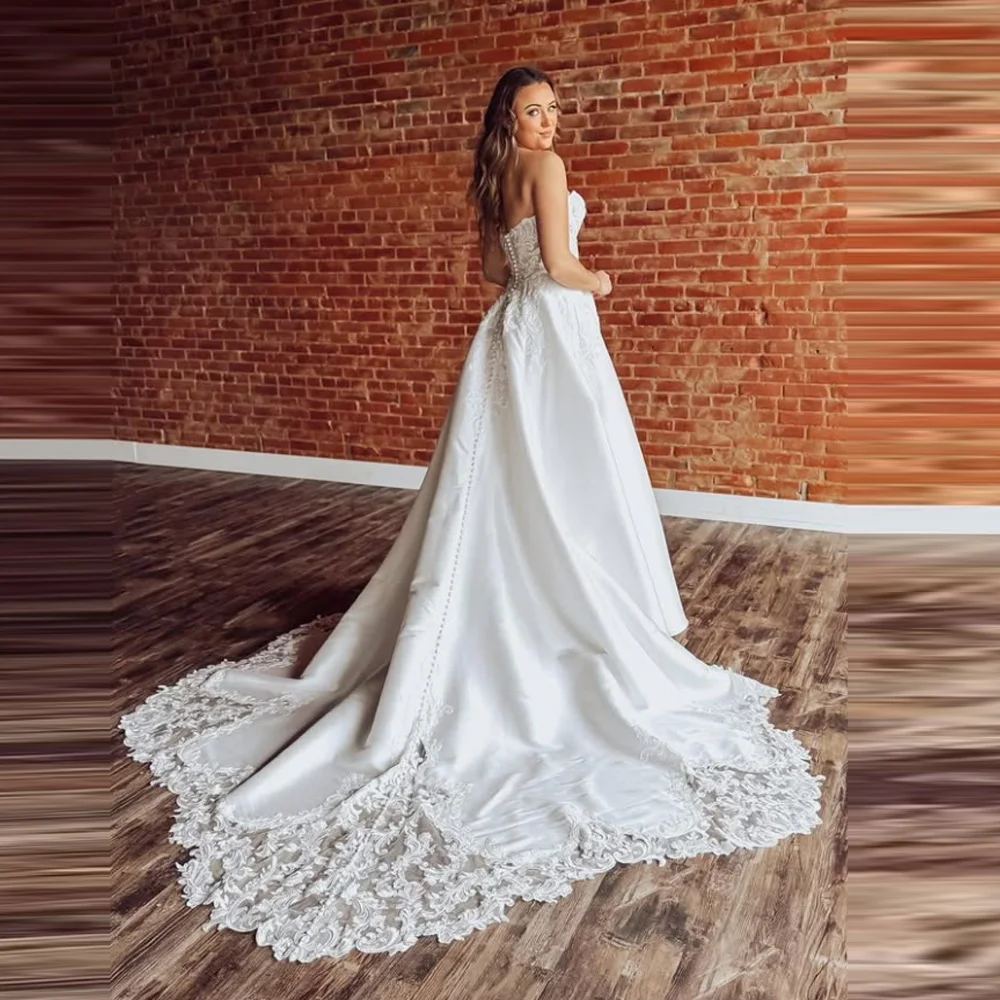 Satin Wedding Gown for Women A-line Appliques Sleeveless Sweetheart Robe De Mariee Customized
