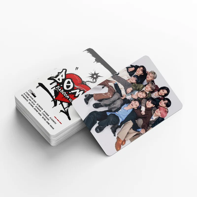 TREASURE MAKER Collection Holografische Fotokarten + Aufkleber Fan Merch Bundle für Treasure BOMB Fans