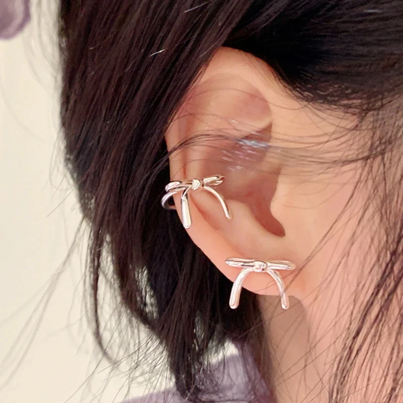 Pendientes de tuerca con lazo para mujer y niña, aretes minimalistas simples, Color plateado, joyería estética, moda coreana