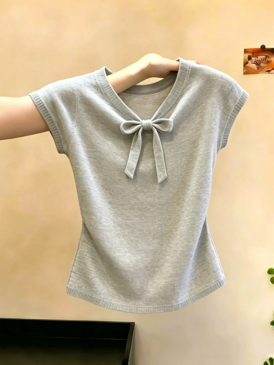 

Summer New Style Women's Knitted Short Sleeve Slim Fit Top V-Neck Knot Belt Simple Design Commute Wind Medium Softness