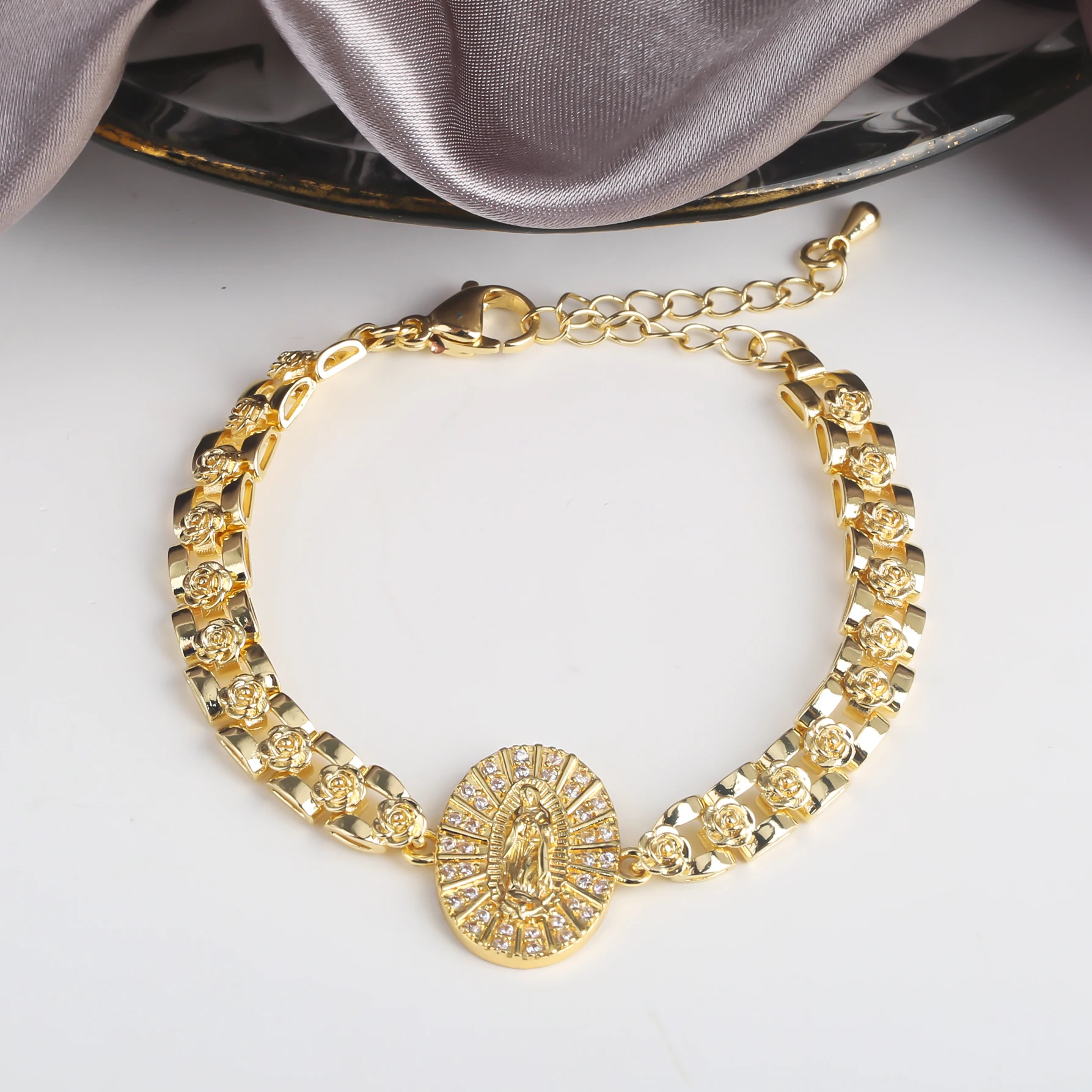 New Design Rosette Chain Virgin Mary Bracelet Fashion Woman Adjustable Bracelet Delicate Birthday Party Jewelry Gift Wholesale