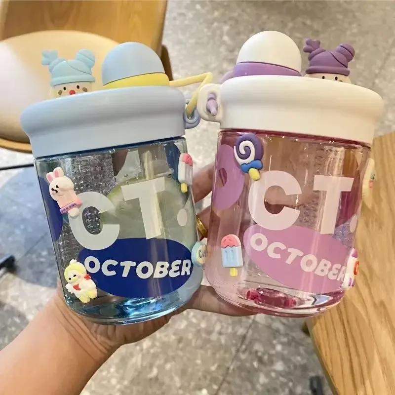كوب ماء 500 مل للفتيات زجاجة بلاستيكية ذات سعة كبيرة نموذج صيفي جديد مع مصفاة شاي كوب بقشة للشرب المزدوج
