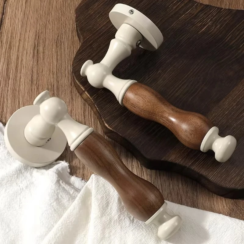 

Hot Selling Modern Black Luxury Wooden Door Handle Zinc Alloy Handle Furniture Handle and Lock Set