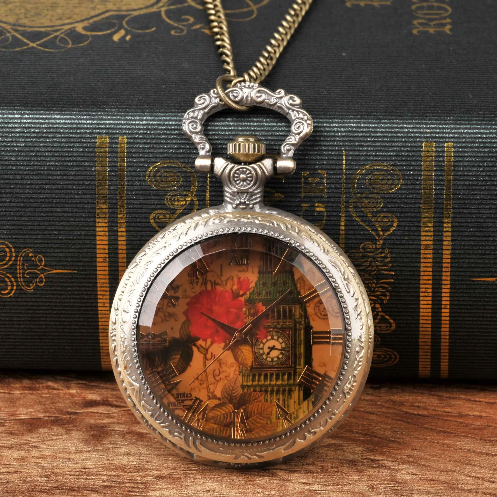 Vintage Tawny Glass Roman numerals Watch Necklace Quartz Pocket Watches Gifts for Women Men Necklace Jewelry Birthday Gifts