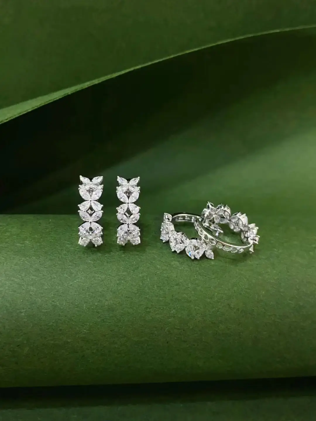 

10K solid gold 1.2 carat lab grown diamond four-leaf clover drops horse eye diamond earrings Platinum custom stud earrings