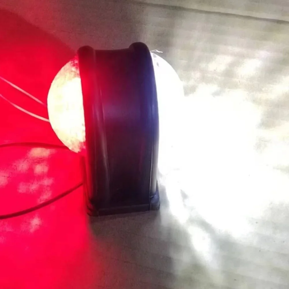 12V 24V Trailer Side Marker LED Light IP65 Waterproof Suitable for Trucks Trailers Enhances Road Side Visibility