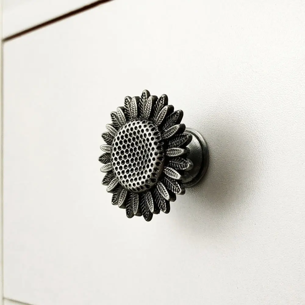 Antique Style Sunflower Cabinet Pull Zinc Alloy Drawer Handle Decorative Furniture Knob Metal Hardware For Interior Door