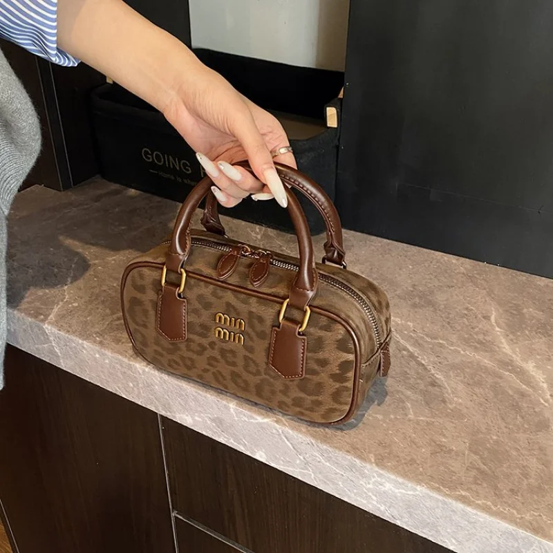 Tas Tote Kulit Wanita Mewah Kelas Atas Merk Terkenal Desainer Paris Gaya Kasual Simpel 2025 ​