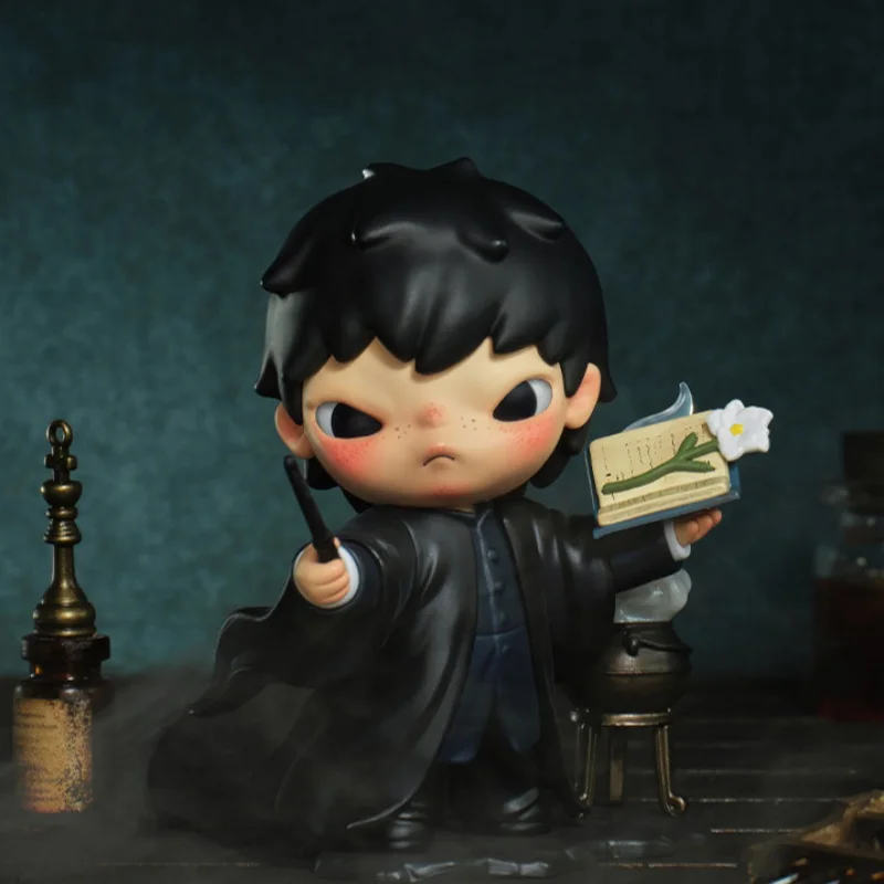 POP MART Hirono, seria Harry Potter, Mystery Box, oryginalna figurka w pudełku niespodziankowym, zabawka do odgadnięcia, ozdoba, figurka, element dekoracyjny do domu, figurka na biurko. — 2