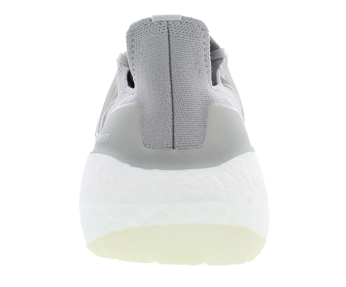 

Женские туфли Adidas Ultraboost 22